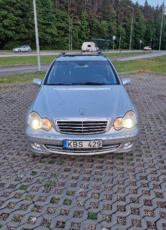 
								Mercedes-Benz C220 Universalas 2,1L 2004 pilnas									