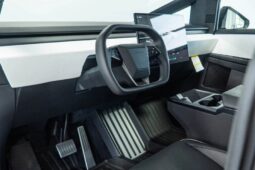 
										Tesla Cybertruck Visureigis 6,5L 2024 pilnas									