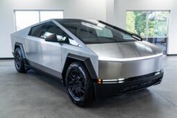 Tesla Cybertruck Visureigis 6,5L 2024