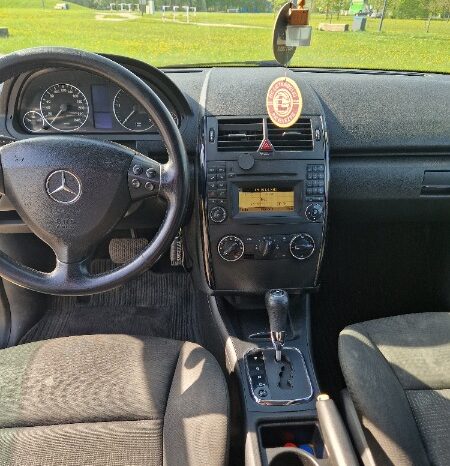 
								Mercedes-Benz A180 Hečbekas 2,0L 2009 pilnas									