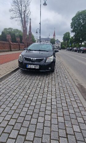 
								Toyota Avensis Hečbekas 2,2L 2010 pilnas									