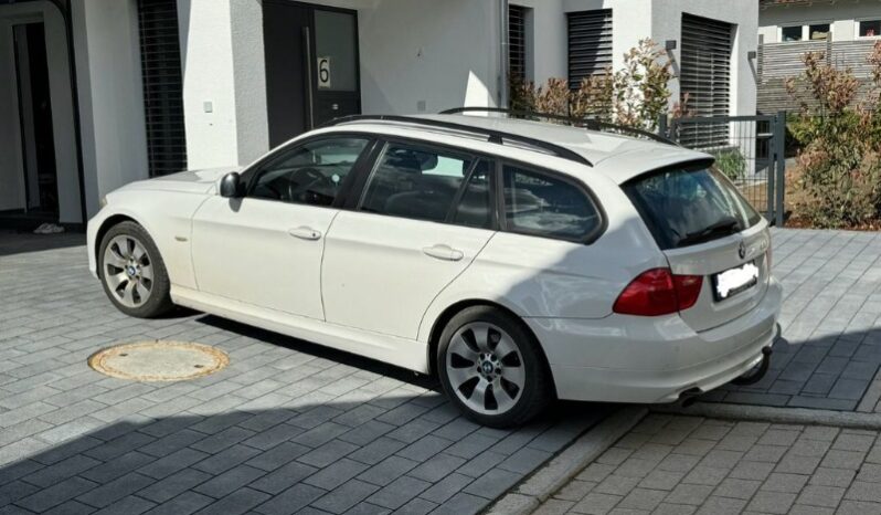 
								BMW 318 Universalas 1,8L 2009 pilnas									