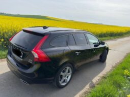 
										Volvo V60 Universalas 2,0L 2017 pilnas									