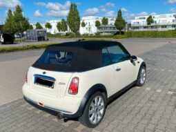 
										Mini Cooper Kabrio 1,6L 2008 pilnas									