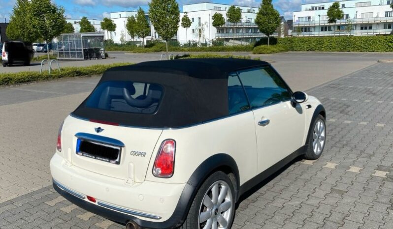 
								Mini Cooper Kabrio 1,6L 2008 pilnas									