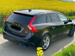 
										Volvo V60 Universalas 2,0L 2017 pilnas									