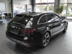 
										Audi A4 Universalas 5,0L 2019 pilnas									