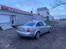 
										Volkswagen Passat Sedanas 1,9L 2003 pilnas									