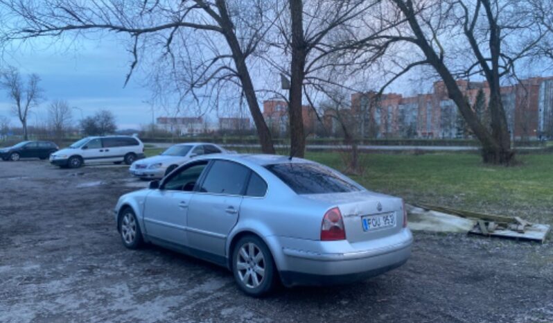 
								Volkswagen Passat Sedanas 1,9L 2003 pilnas									