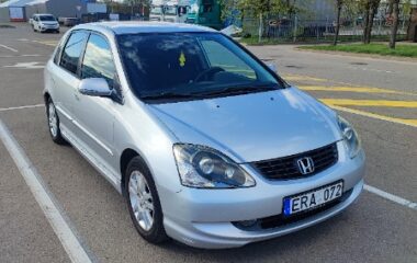 Honda Civic Hečbekas 1,7L 2004