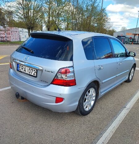 
								Honda Civic Hečbekas 1,7L 2004 pilnas									