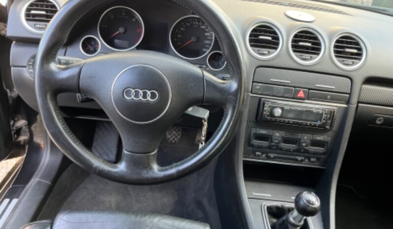 
								Audi A4 Kabrio 2,5L 2005 pilnas									