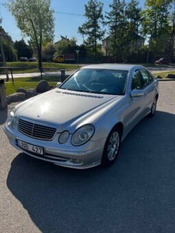 Mercedes-Benz E270 Sedanas 2,7L 2002