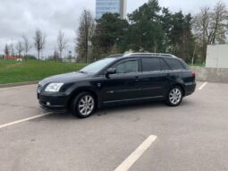 Toyota Avensis Universalas 2,0L 2004