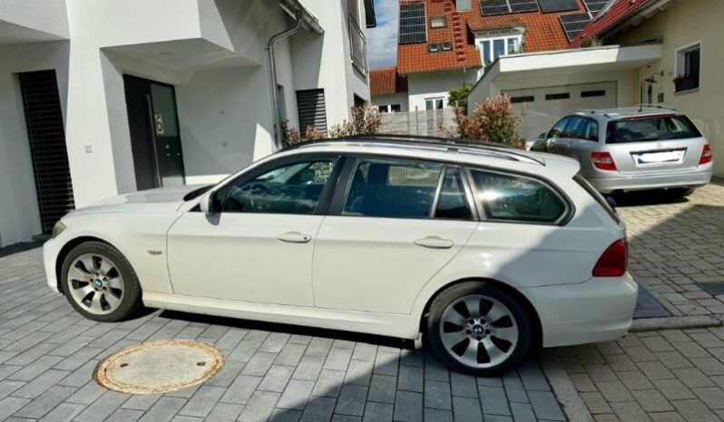 
								BMW 318 Universalas 1,8L 2009 pilnas									