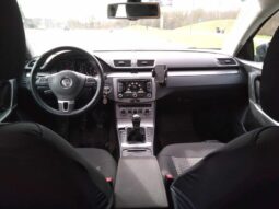 
										Volkswagen Passat Universalas 2,0L 2013 pilnas									