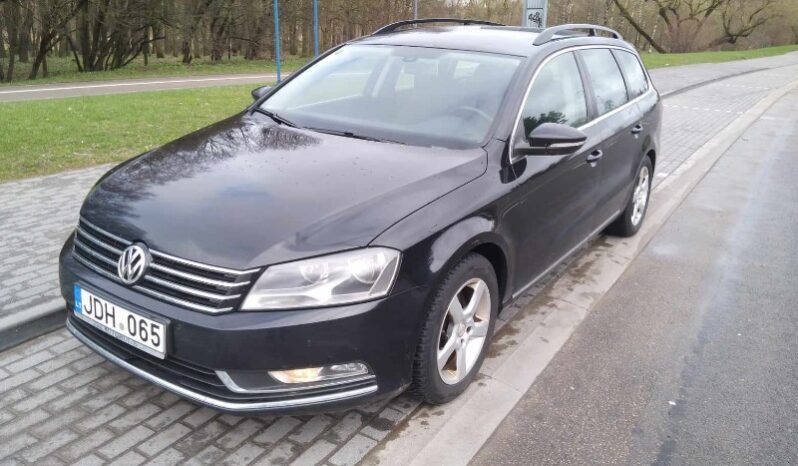 
								Volkswagen Passat Universalas 2,0L 2013 pilnas									