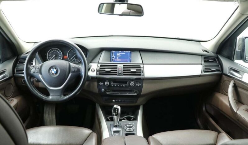 
								BMW X5 2010  3,0L Visureigis pilnas									