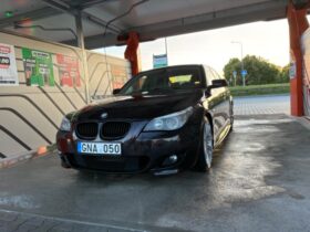 BMW 530 2004  3,0L Sedanas