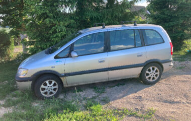 Opel Zafira 2004  2,2L Vienatūris