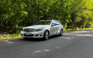 Mercedes-Benz C220 Universalas 2,3L 2012