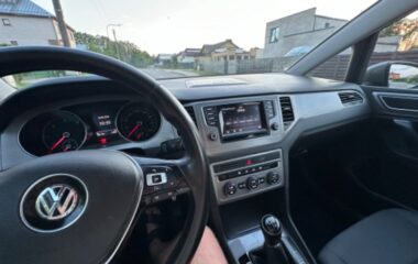 Volkswagen Golf Sportsvan 2015  1,5L Hečbekas