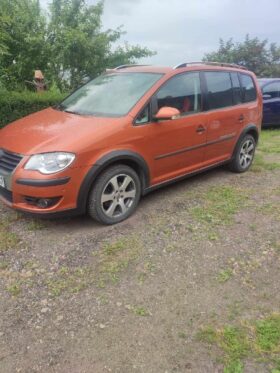 Volkswagen Cross Touran 2007  2,0L Vienatūris