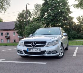 Mercedes-Benz C180 2011  2,1L Sedanas