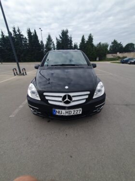 Mercedes-Benz B180 2009  2,0L Hečbekas