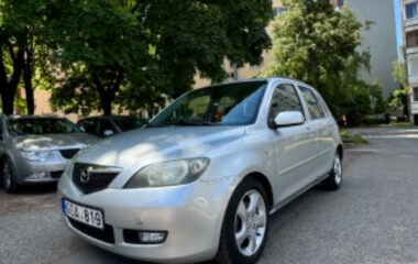 Mazda 2 2004  1,4L Hečbekas