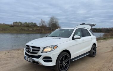 Mercedes-Benz GLE350 2018  3,5L Visureigis