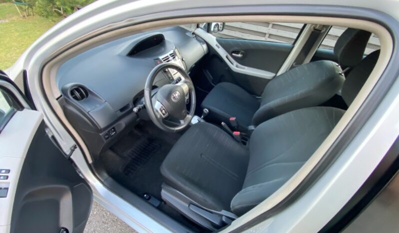 
								Toyota Yaris 2008  1,3L Hečbekas pilnas									