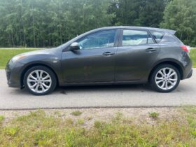 Mazda 3 2010  2,2L Hečbekas