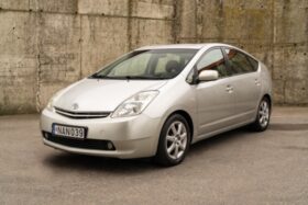 Toyota Prius 2004  1,5L Hečbekas