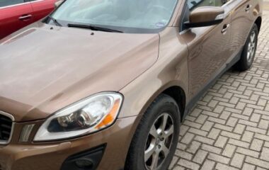 Volvo XC60 2010  2,4L Vienatūris