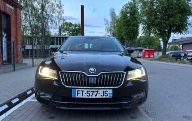 Skoda Superb 2018  2,0L Hečbekas