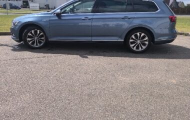 Volkswagen Passat 2015  2,0L Universalas