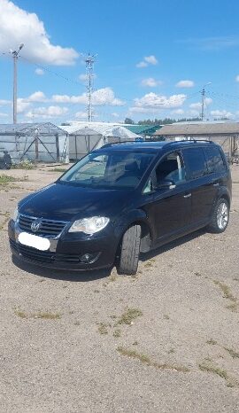 
								Volkswagen Touran 2007  1,9L Vienatūris pilnas									