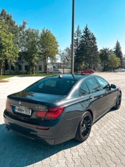 
										BMW 730 2014  3,0L Sedanas pilnas									