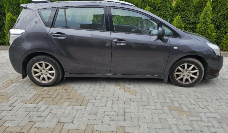 
								Toyota Verso 2009  2,0L Kita pilnas									