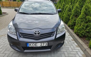 Toyota Verso 2009  2,0L Kita