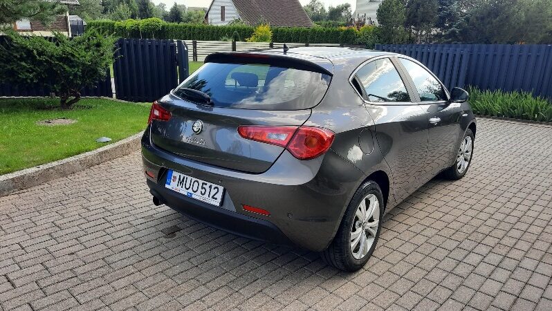 
								Alfa Romeo Giulietta 2013  1,4L Hečbekas pilnas									