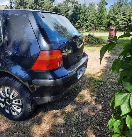 
								Volkswagen Golf 1998  1,6L Hečbekas pilnas									