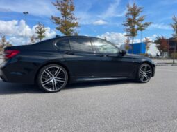 
										BMW 735 2016  4,0L Limuzinas pilnas									