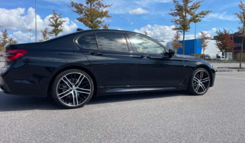 
								BMW 735 2016  4,0L Limuzinas pilnas									