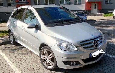 Mercedes-Benz B180 2009  2,0L Vienatūris