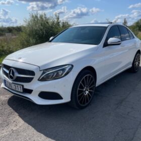 Mercedes-Benz C250 2015  2,0L Sedanas