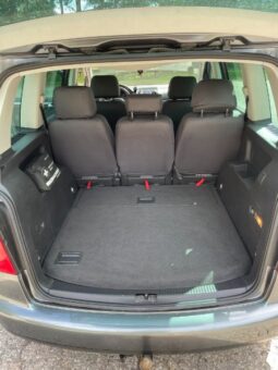 
										Volkswagen Touran 2004  2,0L Kita pilnas									