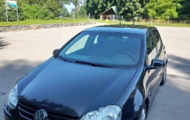 Volkswagen Golf 2006  1,9L Hečbekas