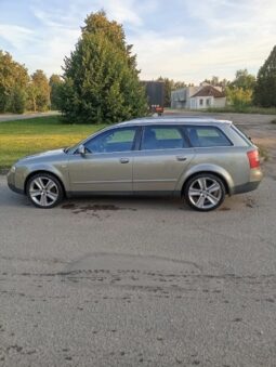 
										Audi A4 2004  2,5L Universalas pilnas									